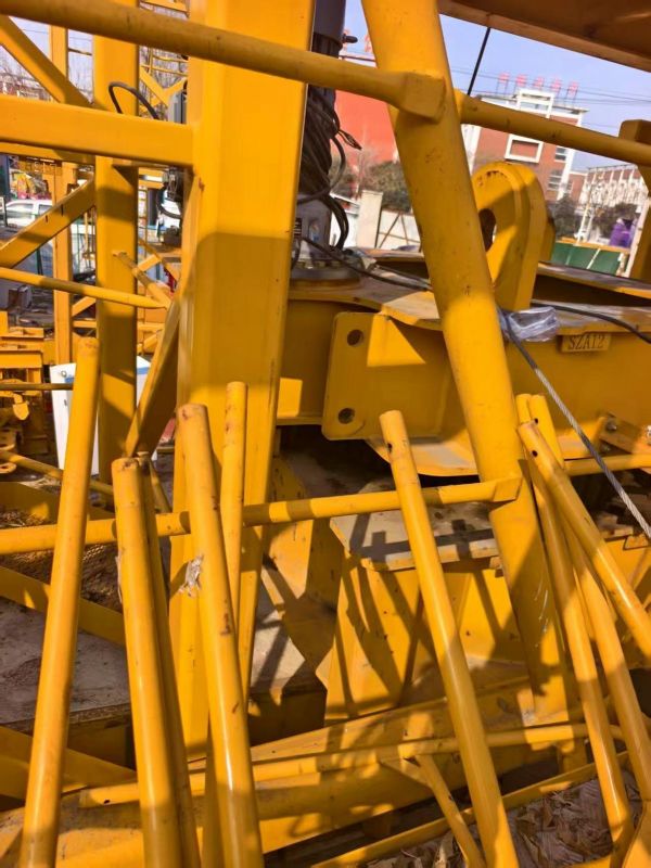 Башенный кран XCMG QTZ125