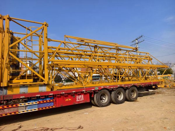 Башенный кран XCMG QTZ125