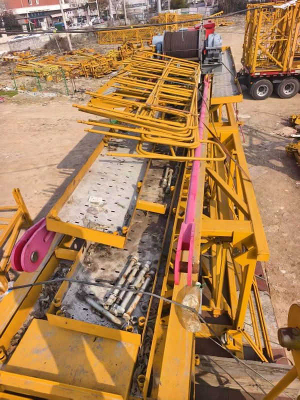 Башенный кран XCMG QTZ125